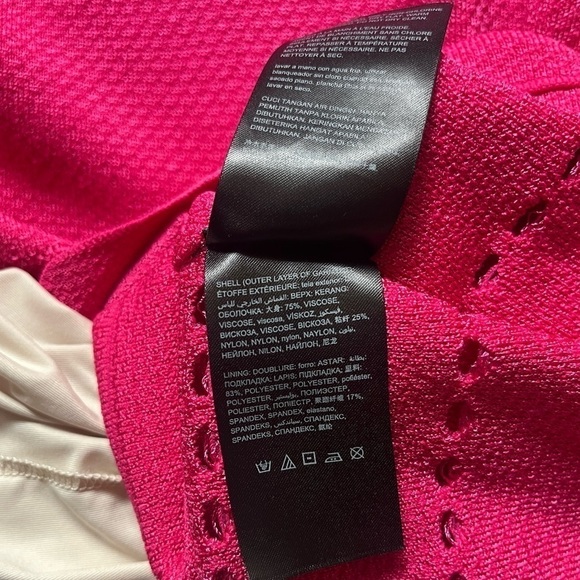 Bebe Pink Elissa Scalloped Dress. Size M - Picture 10 of 13